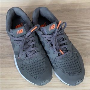 Women’s New Balance running shoes size 6